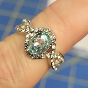 Silver Tone Aquamarina Blue Gemstone Ring
